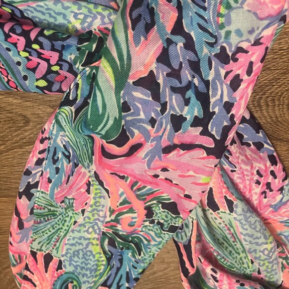 Lilly Pulitzer Resort Scarf High Tide Bringing Mermaid Back - Picture 4 of 6